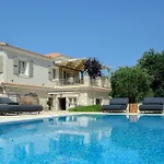 Villa Meraviglia Luxury House *