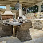 Meraviglia Luxury House