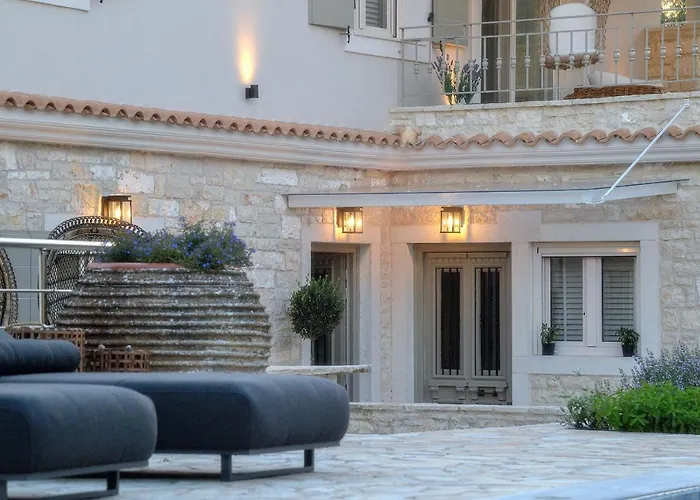 Meraviglia Luxury House *